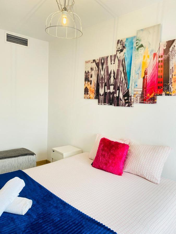 Ferienwohnung Betis A La Orilla Del Guadalquivir & Vistas A La Giralda Sevilla Exterior foto