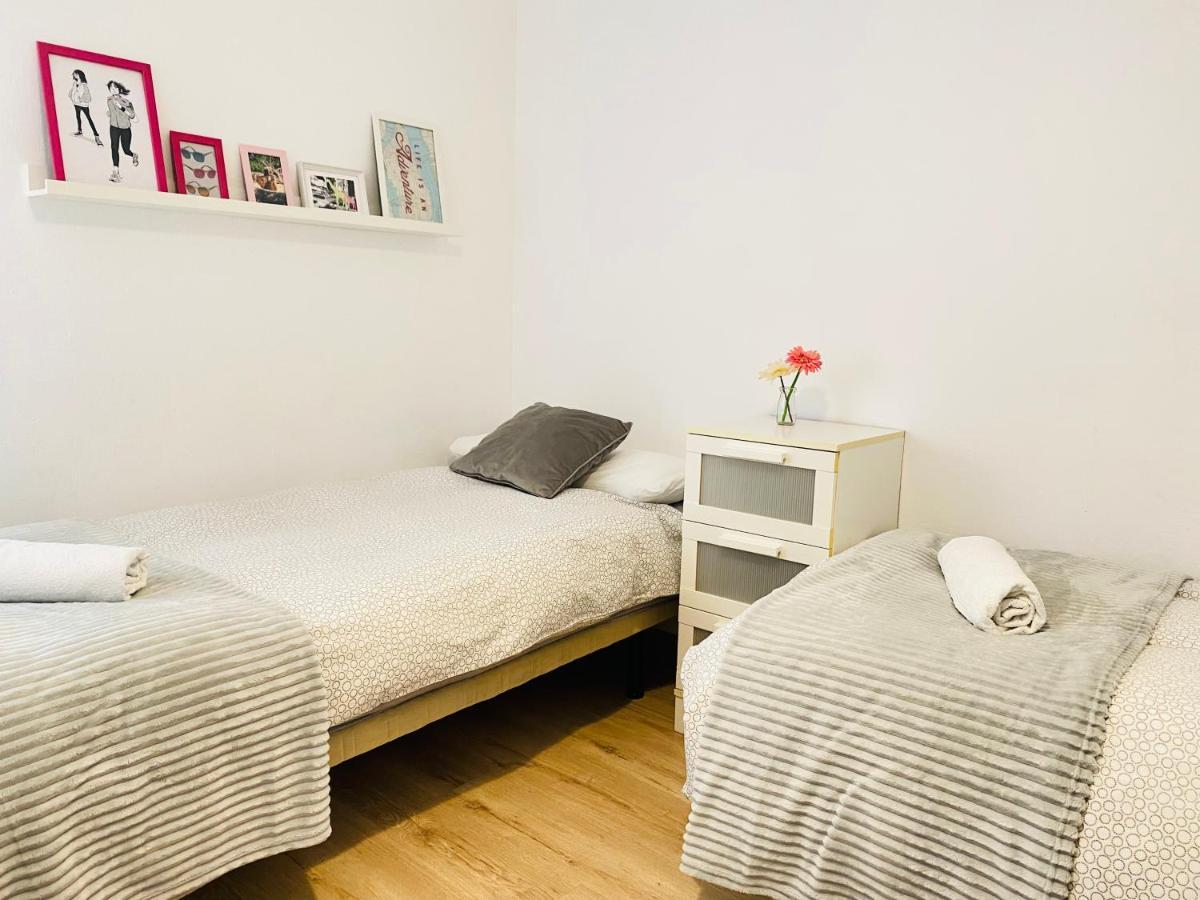 Ferienwohnung Betis A La Orilla Del Guadalquivir & Vistas A La Giralda Sevilla Exterior foto